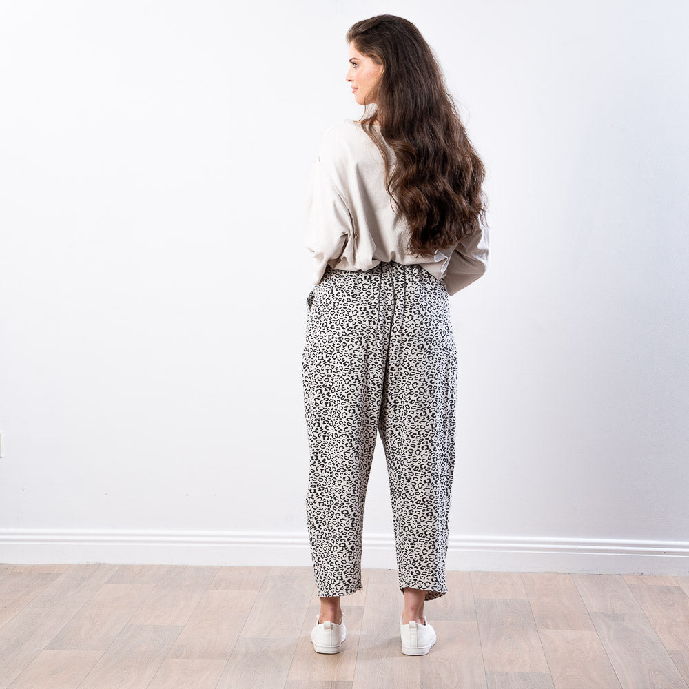Deana Trousers (Cream)