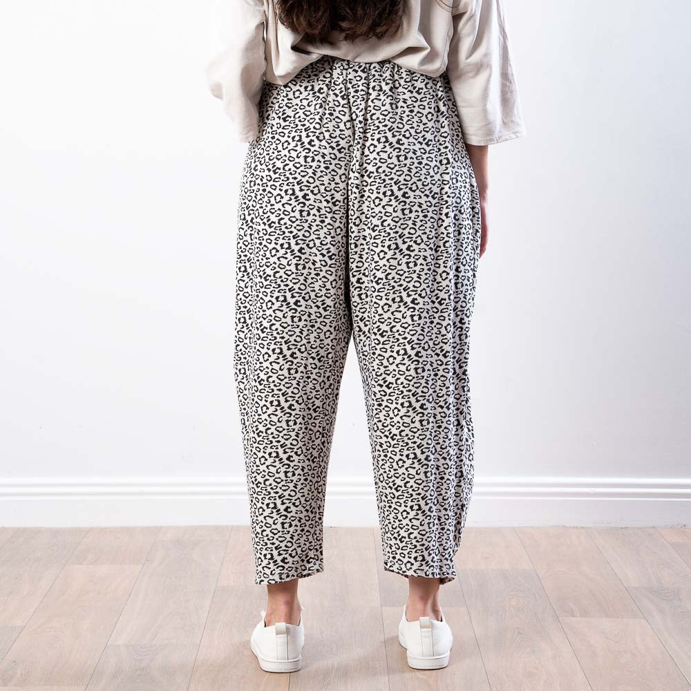 Deana Trousers (Cream)