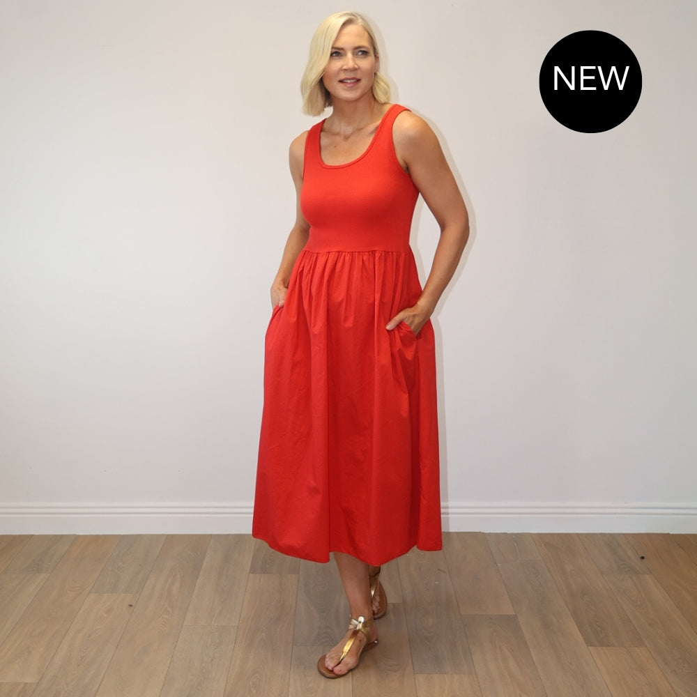 Amara Ribbed Dress (Red)