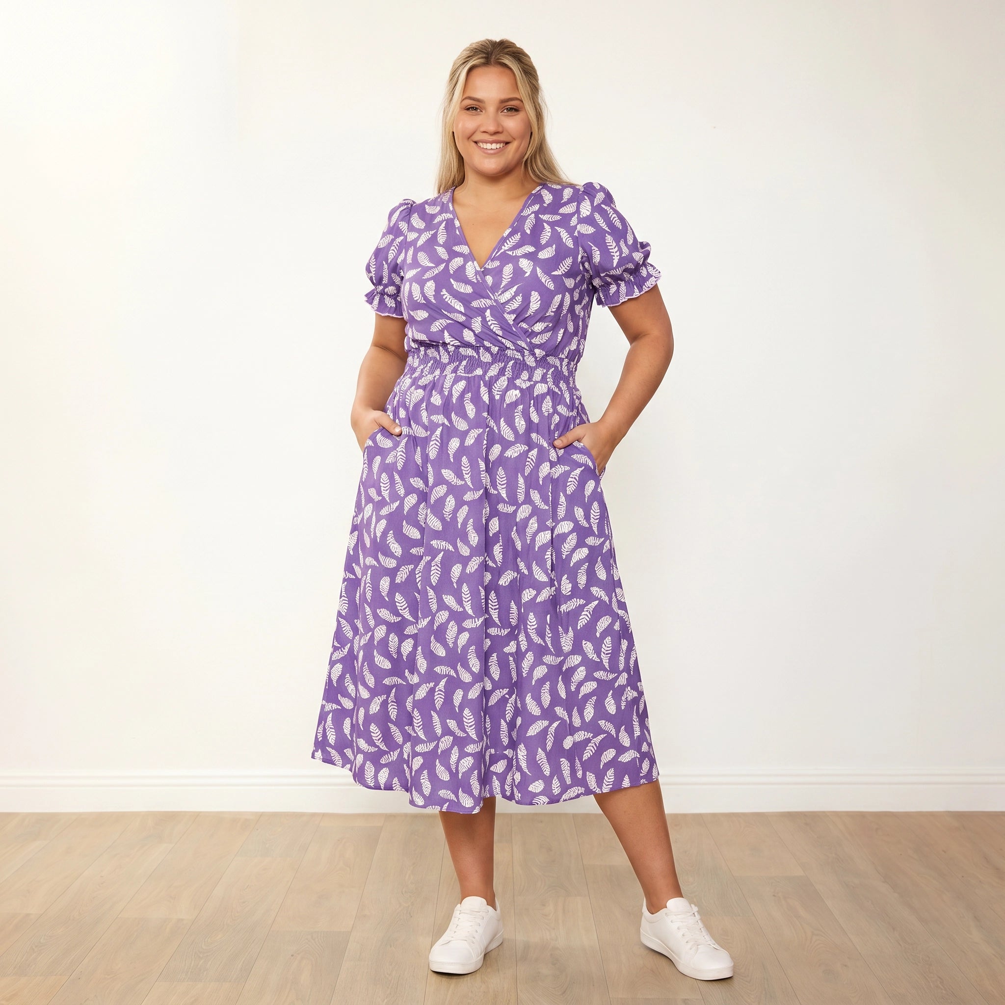 Belle Dress Violet Feather - Plus Size Model XXL, wide smile weight shift