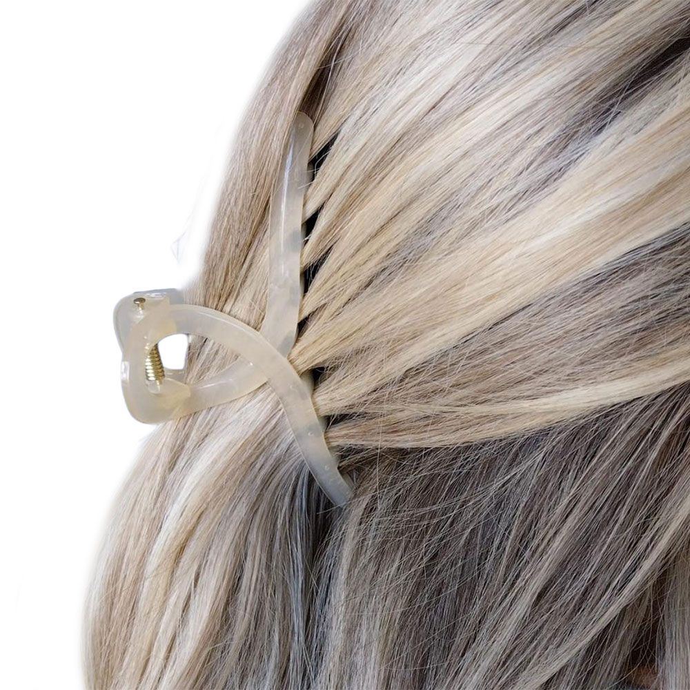 Sandy Hair Clip (Beige)