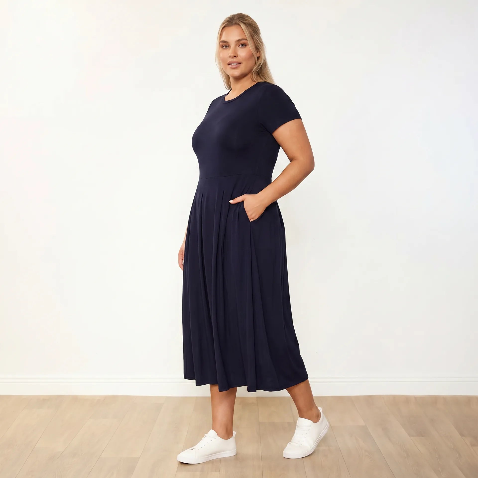 Polly Dress Navy - Plus Size three-quarter right