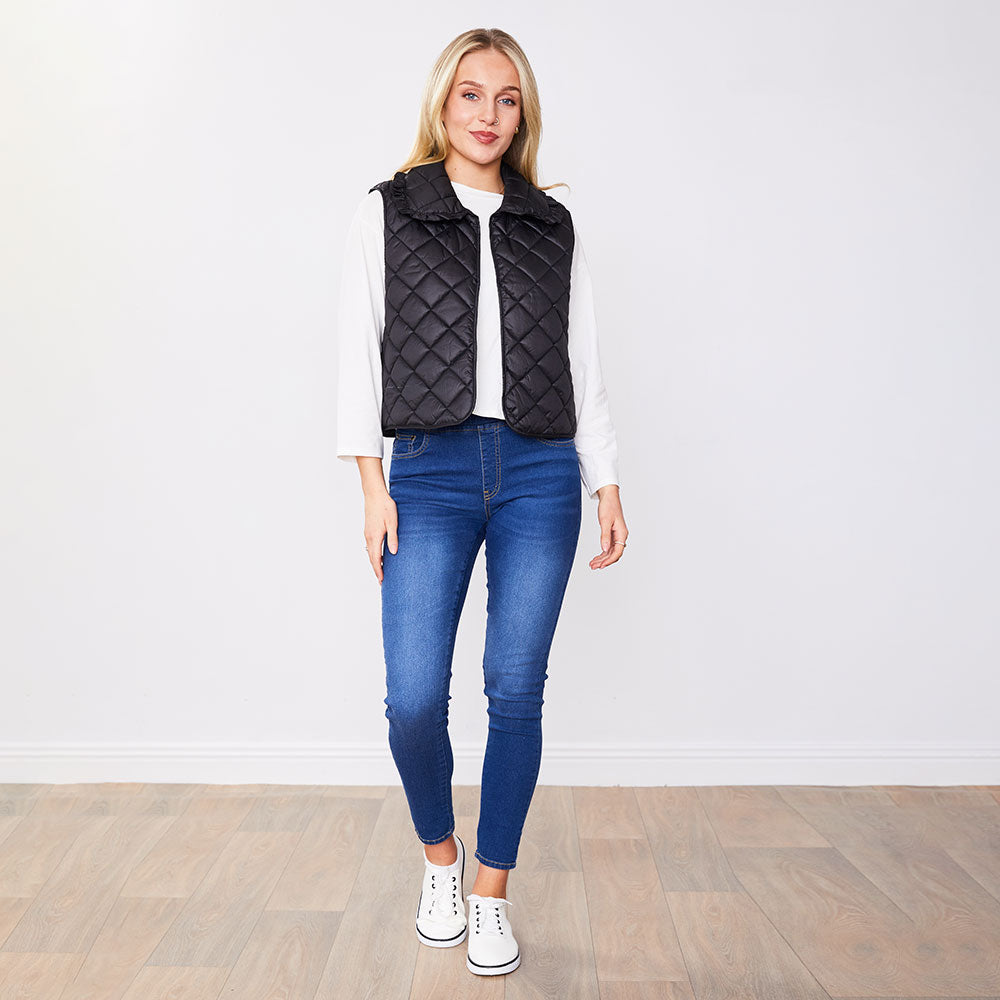 Adele Gilet in quilted black – women's gilet – view 5