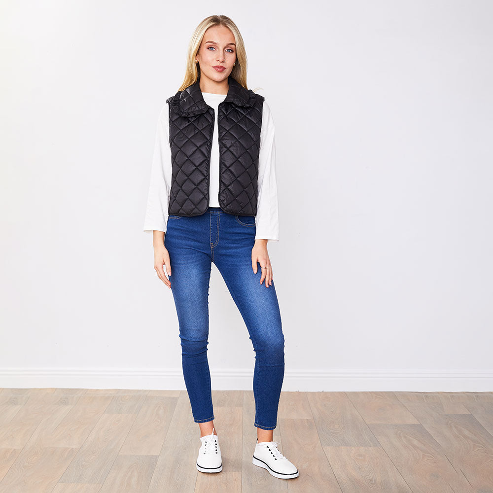 Adele Gilet in quilted black – women's gilet – view 6