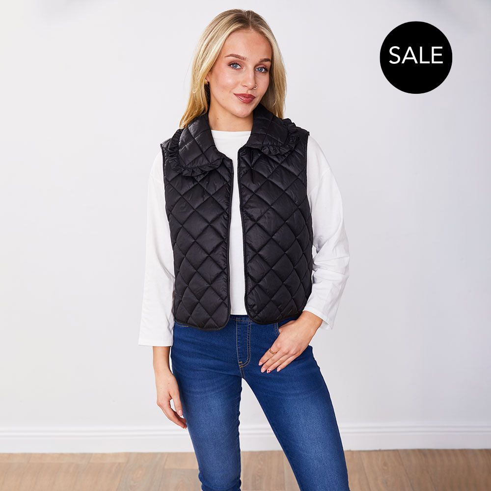 Adele Gilet in quilted black – women's gilet