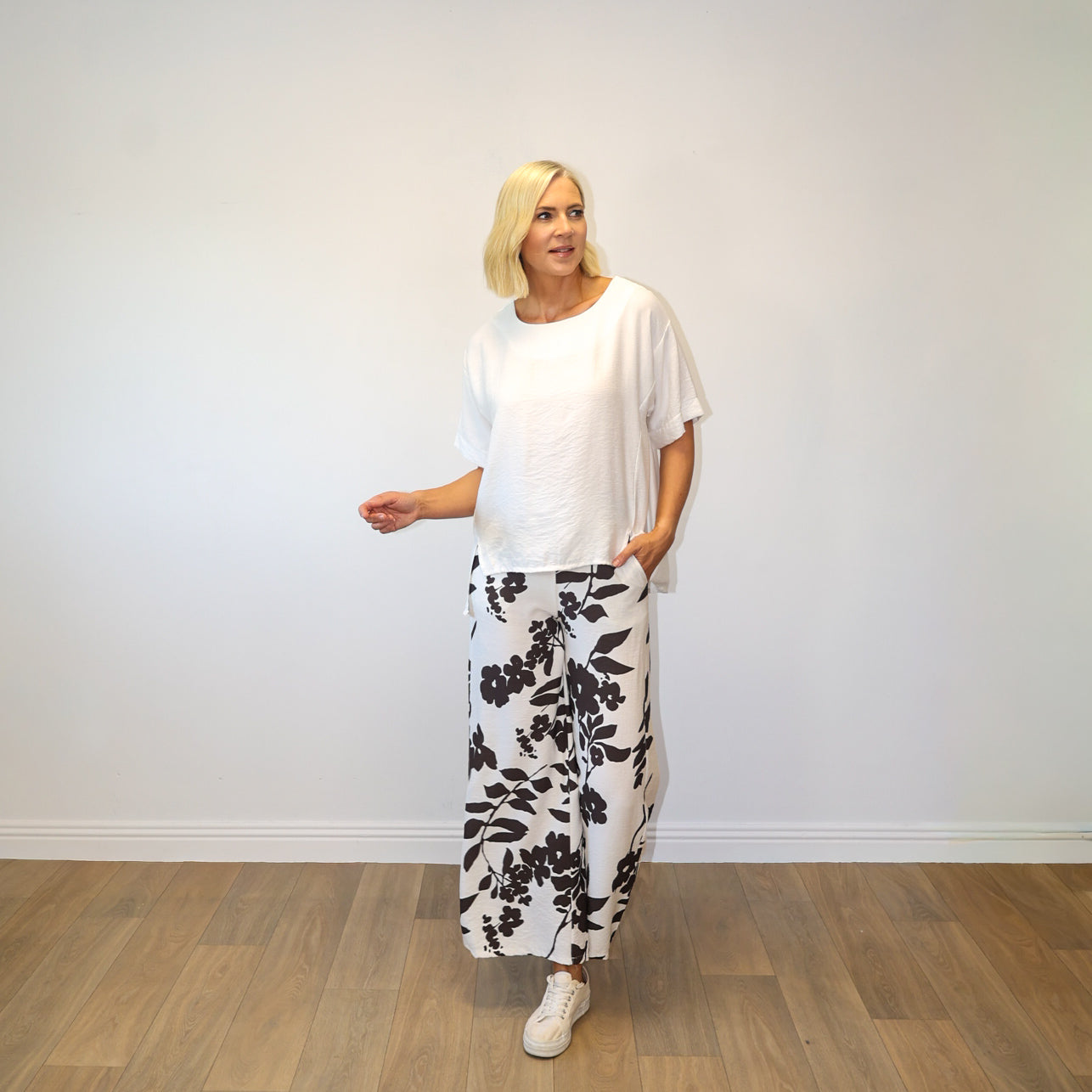 Aine Floral Wide-Leg Trousers