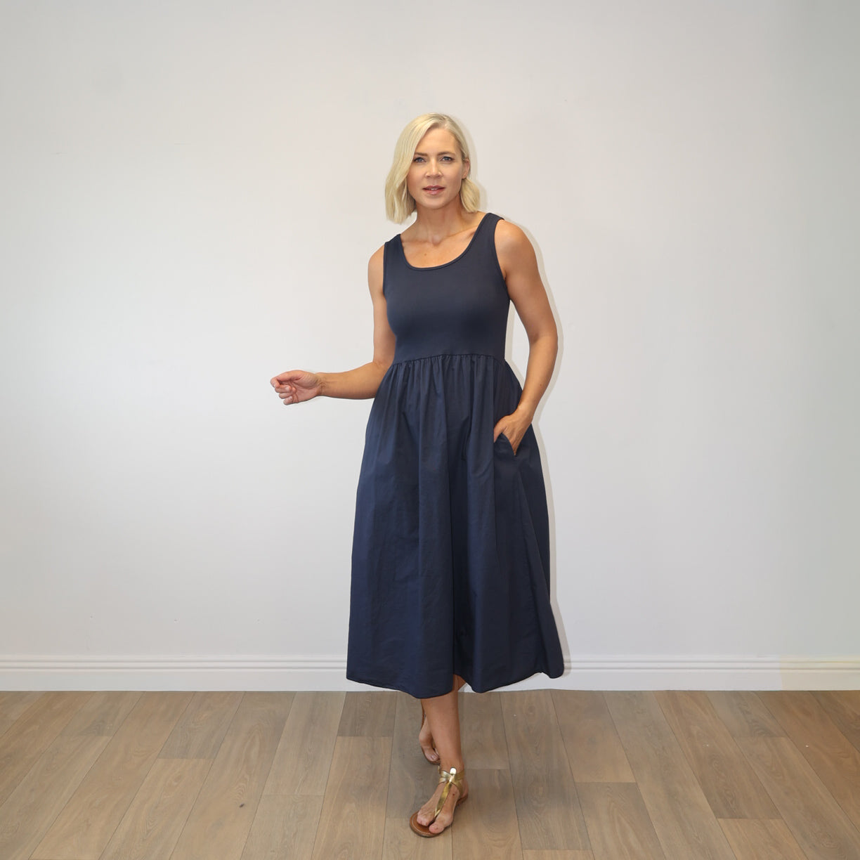 Amara Ribbed Dress (Navy)