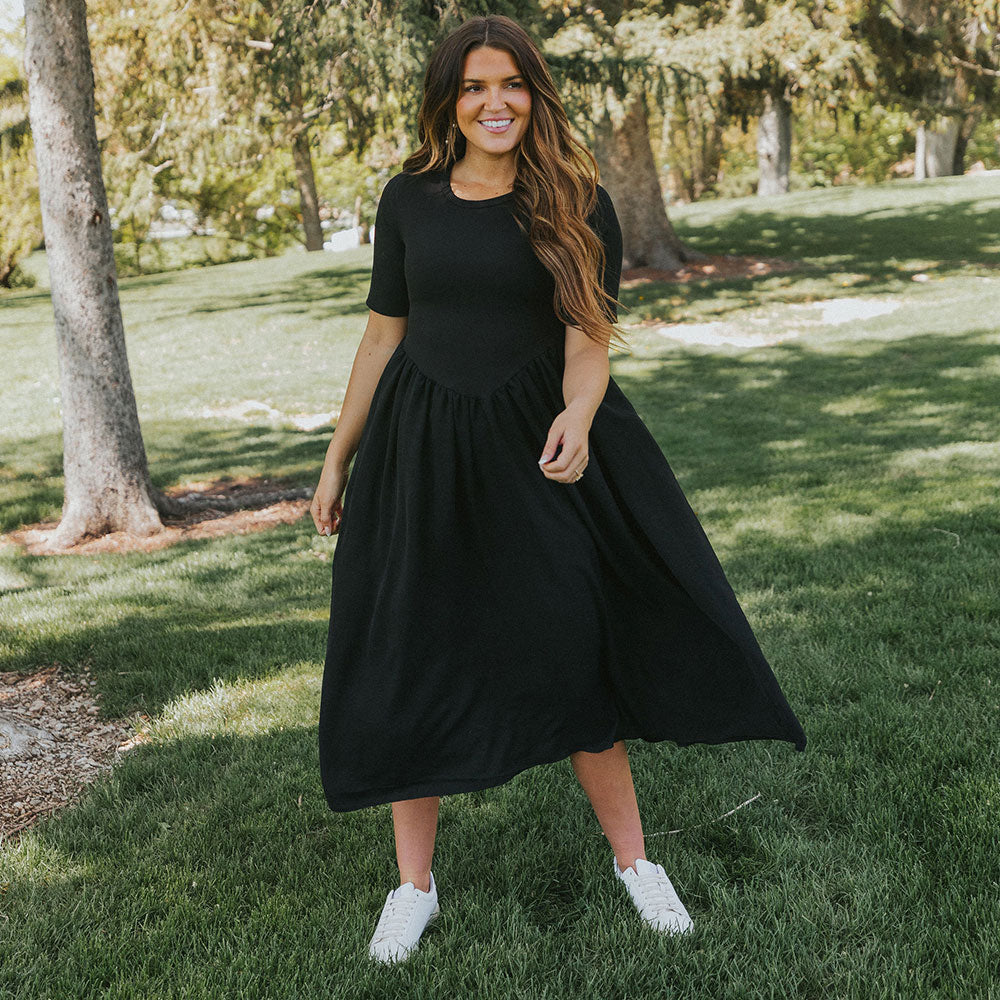 Bobbie Dress (Black)