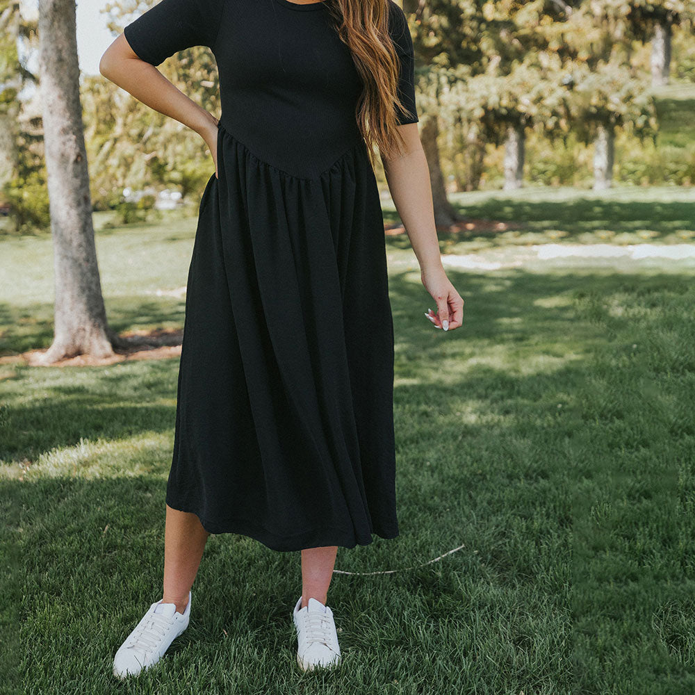 Bobbie Dress (Black)