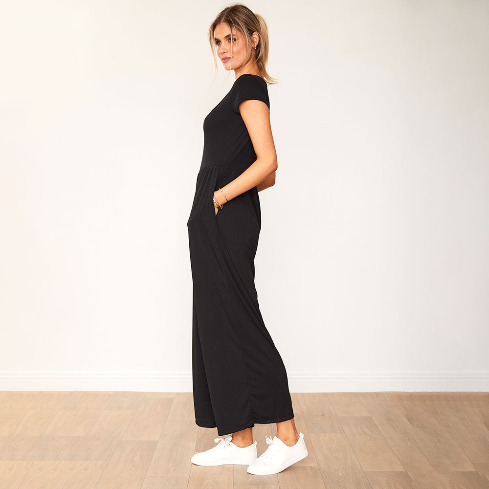 Quinnie Jumpsuit (Black)