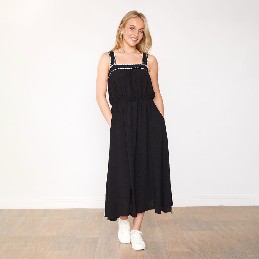 Brianna Dress (Black)