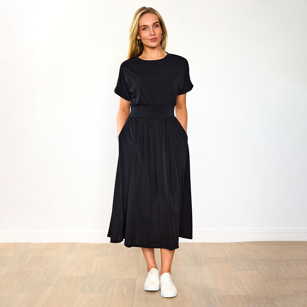Cladagh Dress (Black)