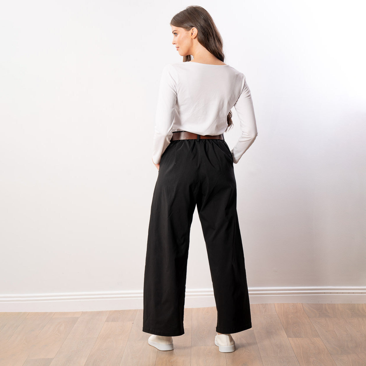 Nora Wide Leg Trousers (Black)