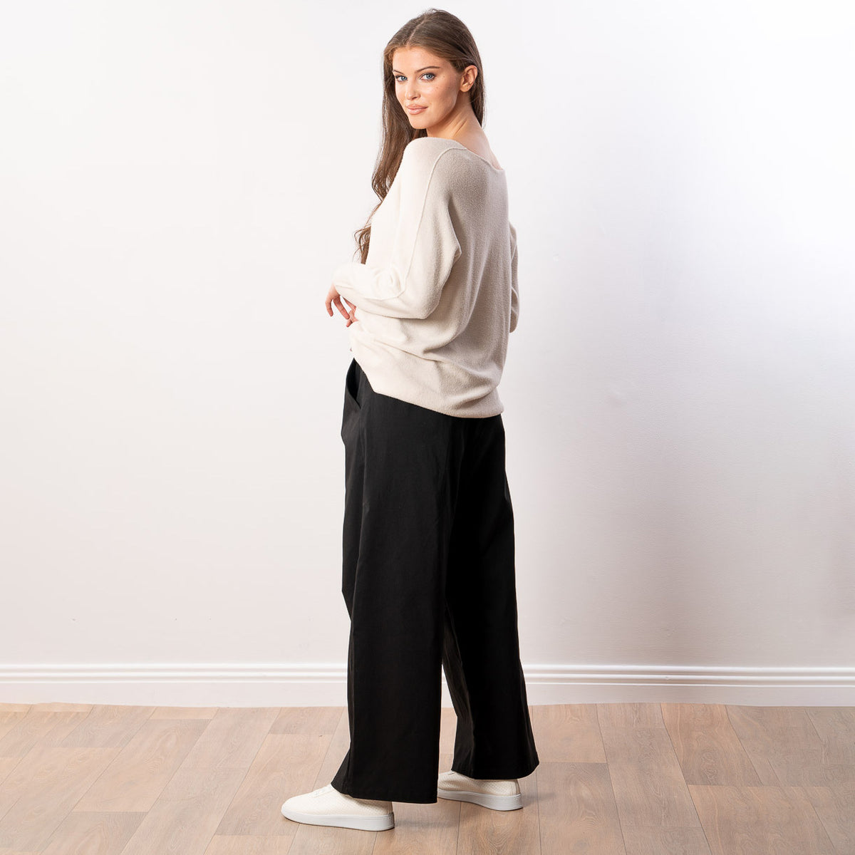 Kylie V Neck Jumper in cream – v neckline, long sleeves, image 6