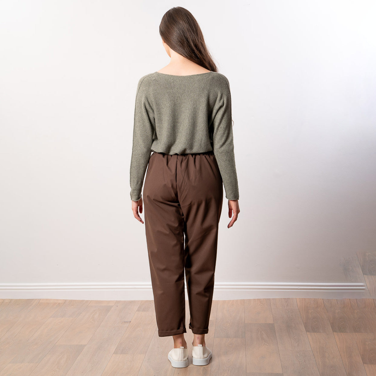 Arya Tapered Trousers (Brown)