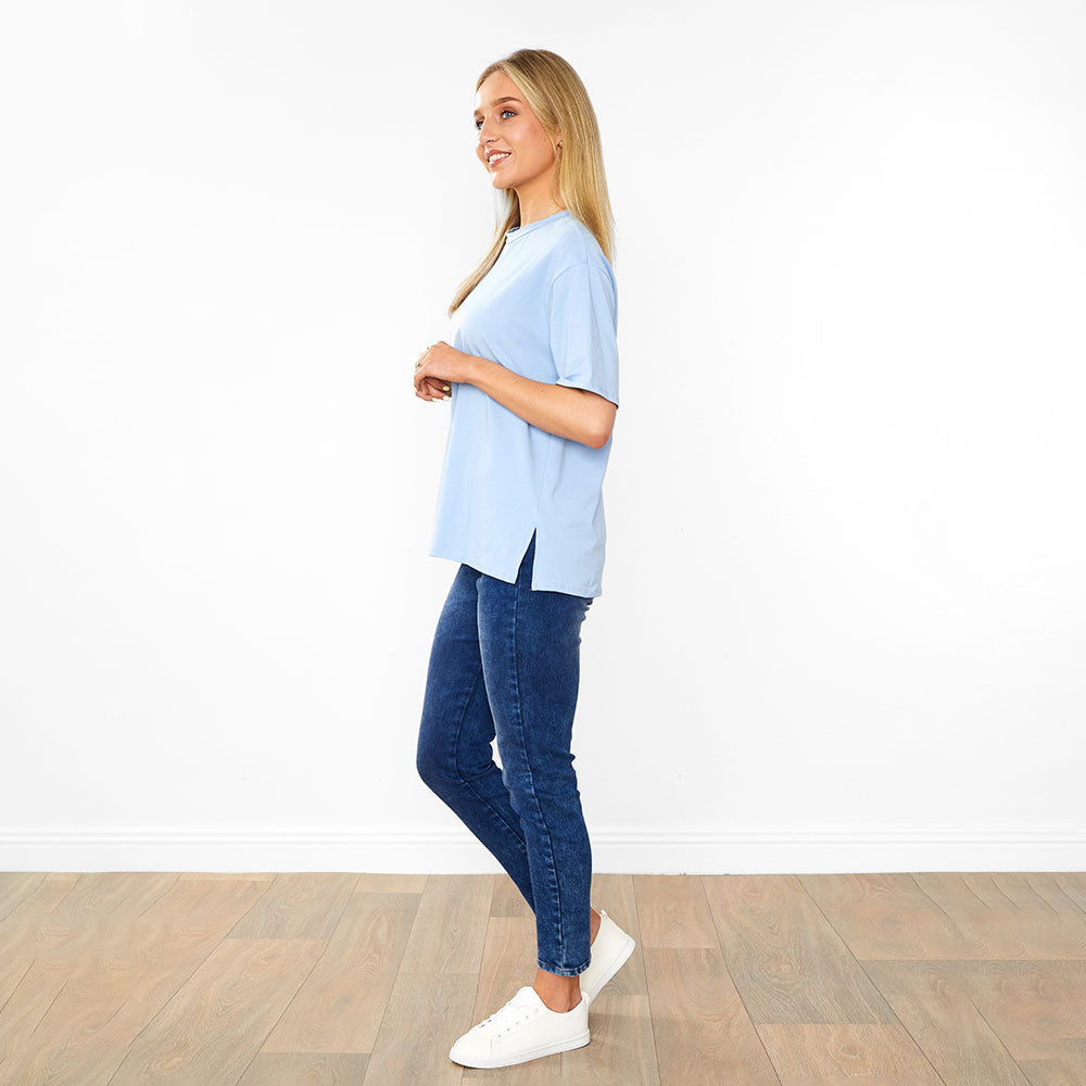 Elle Top Cream & Baby Blue (2 for €40)