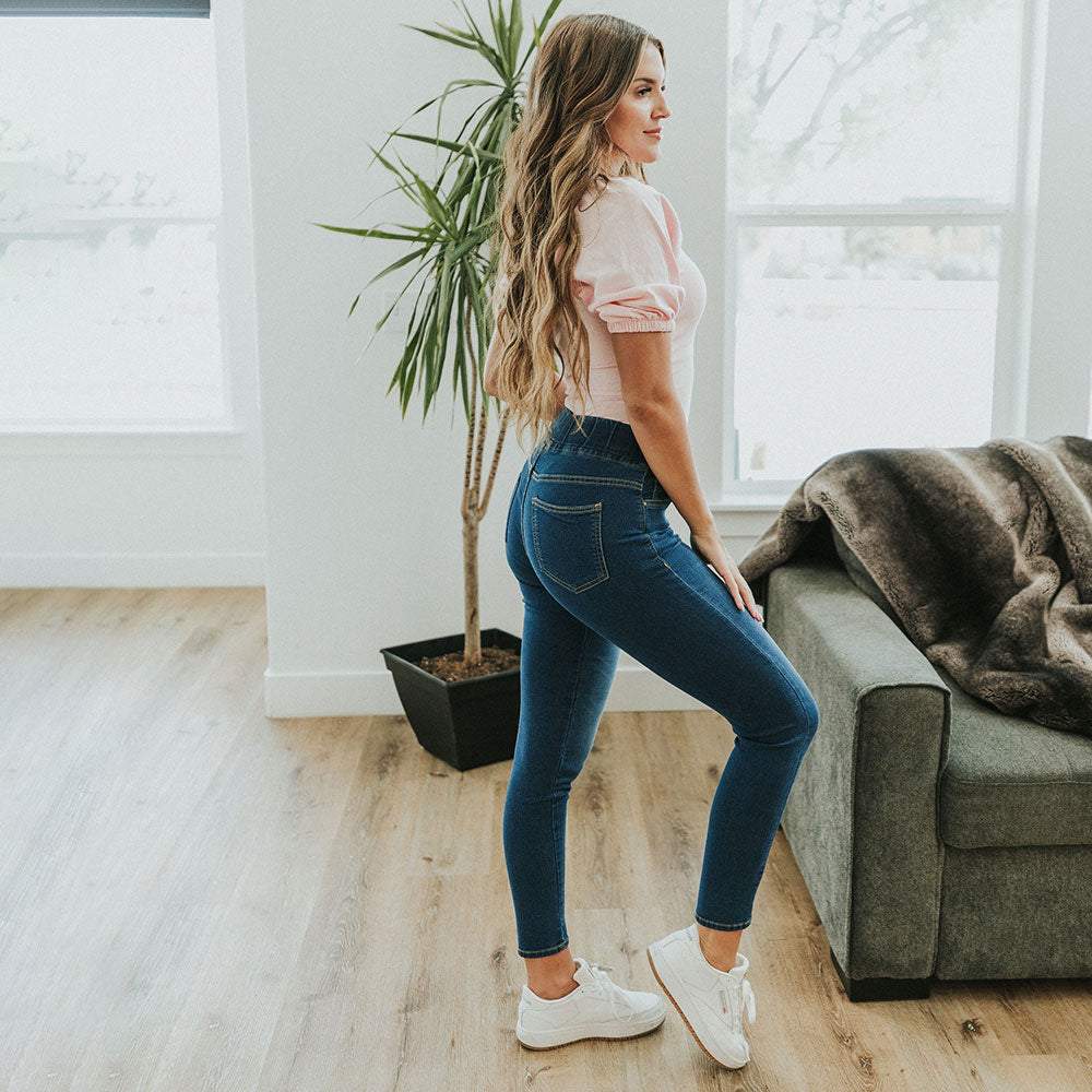 Lily Jeans (Blue & Indigo) for €60