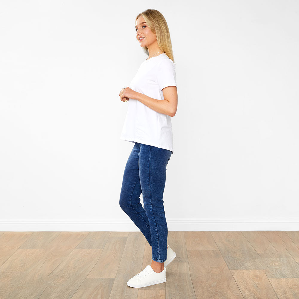 Mila Top Black & White - (2 for €35)