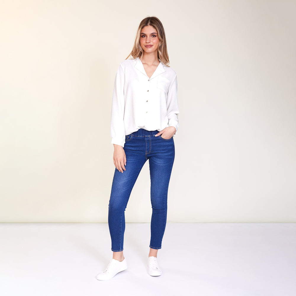 Nikki Shirt (White) - The Casual Company