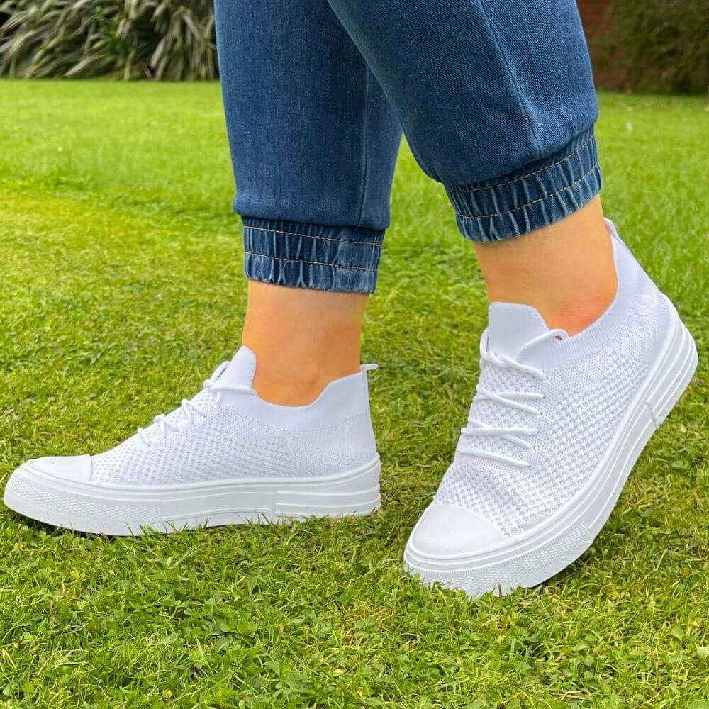 Phoebe Trainers (White)