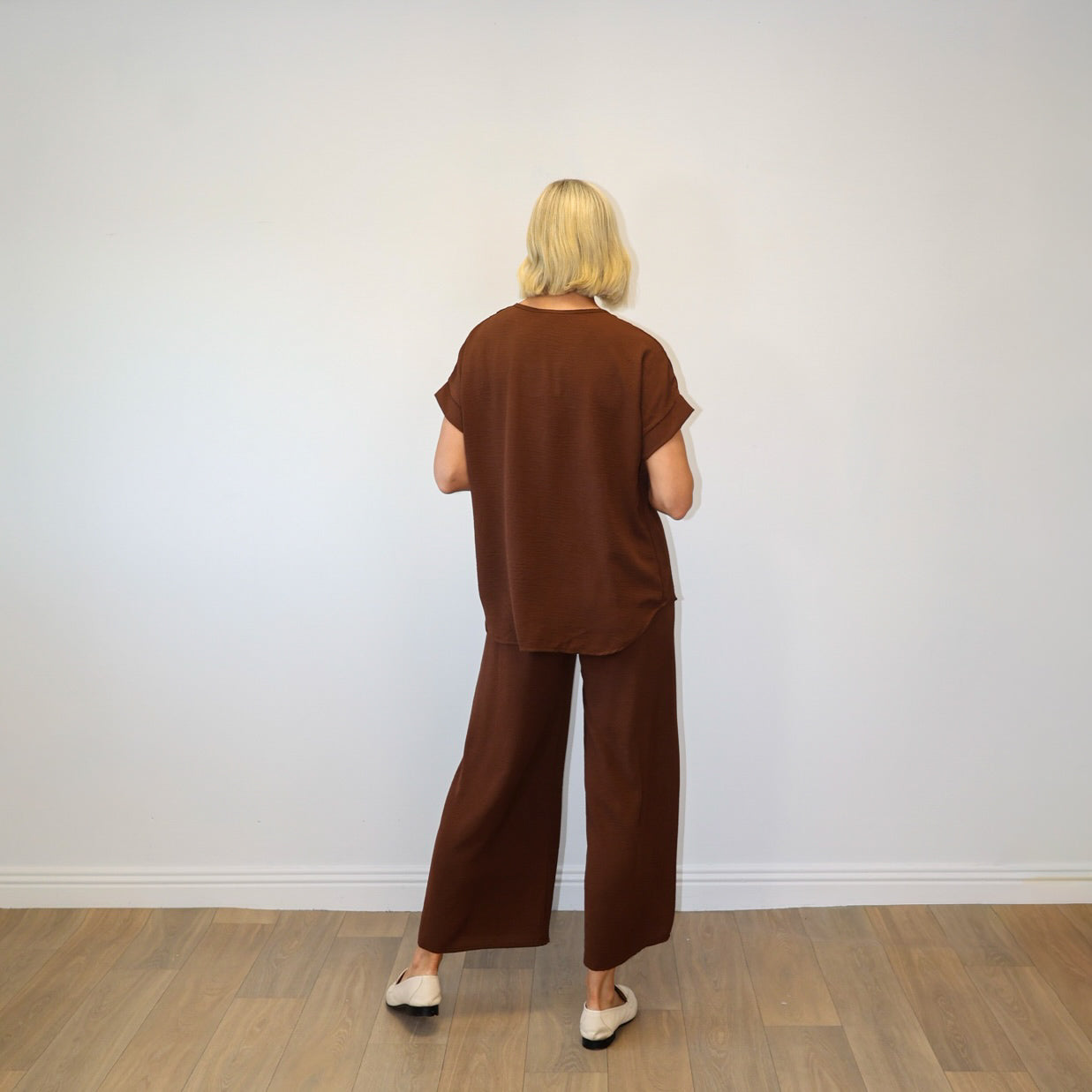 Quinn V-Neck Co-ord (Brown)