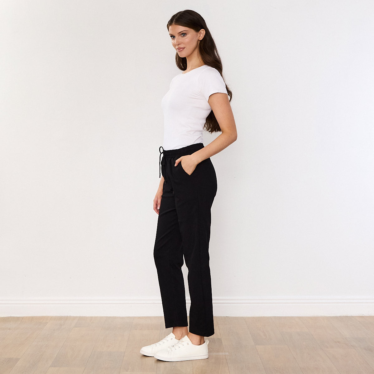 Stella Jogger (Black)