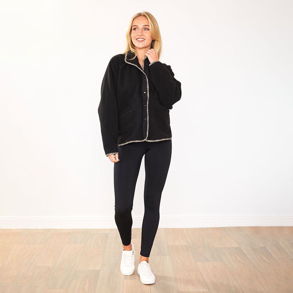Molly Fleece Jacket (Black/Leopard Trim) & Alexa Leggings for €78.00