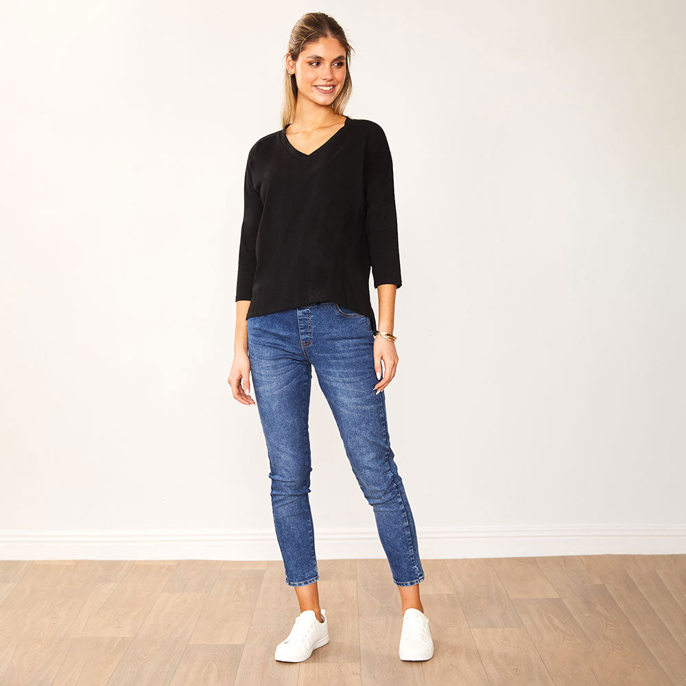 Jasmine V Neck Top (Black)