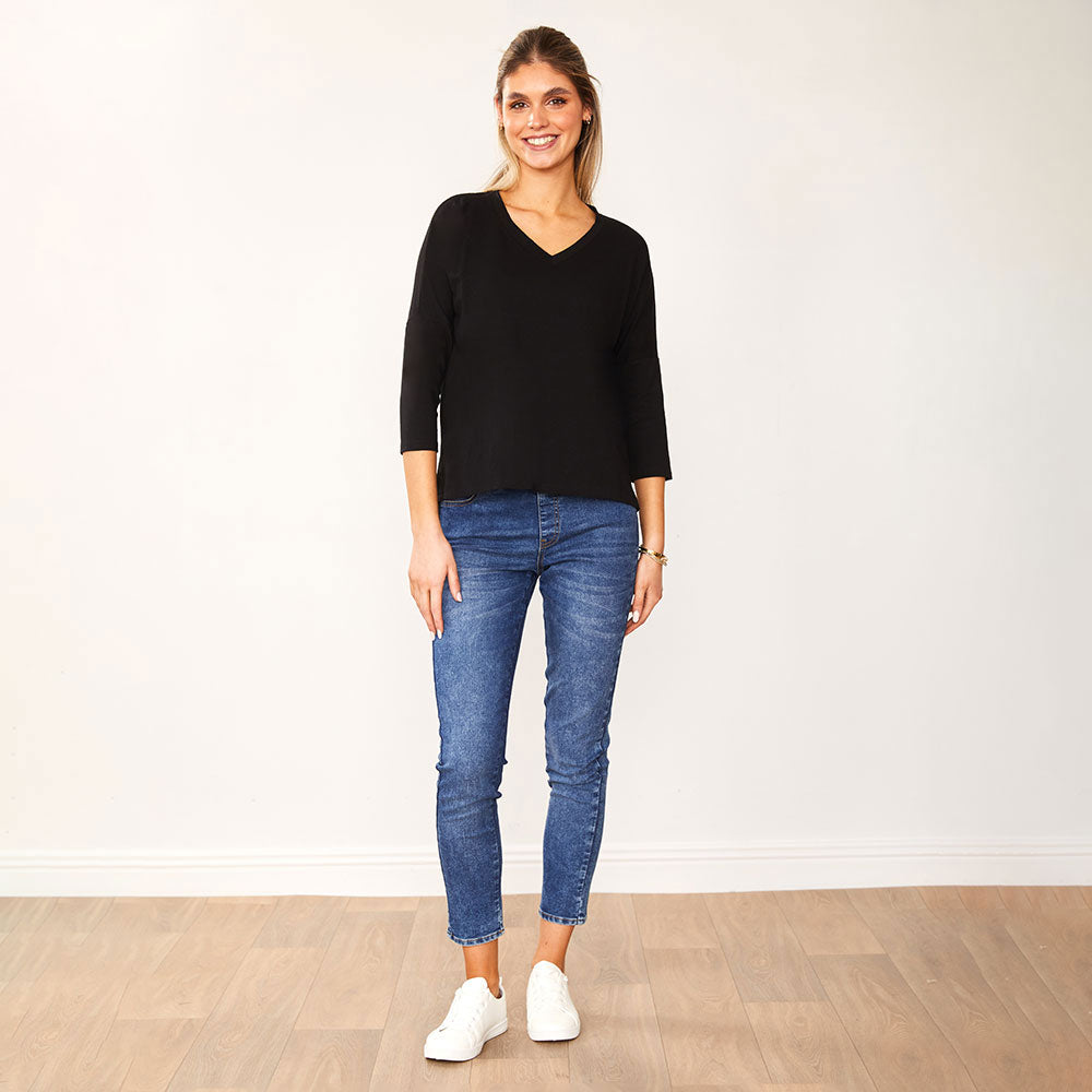 Jasmine V Neck Top (Black)