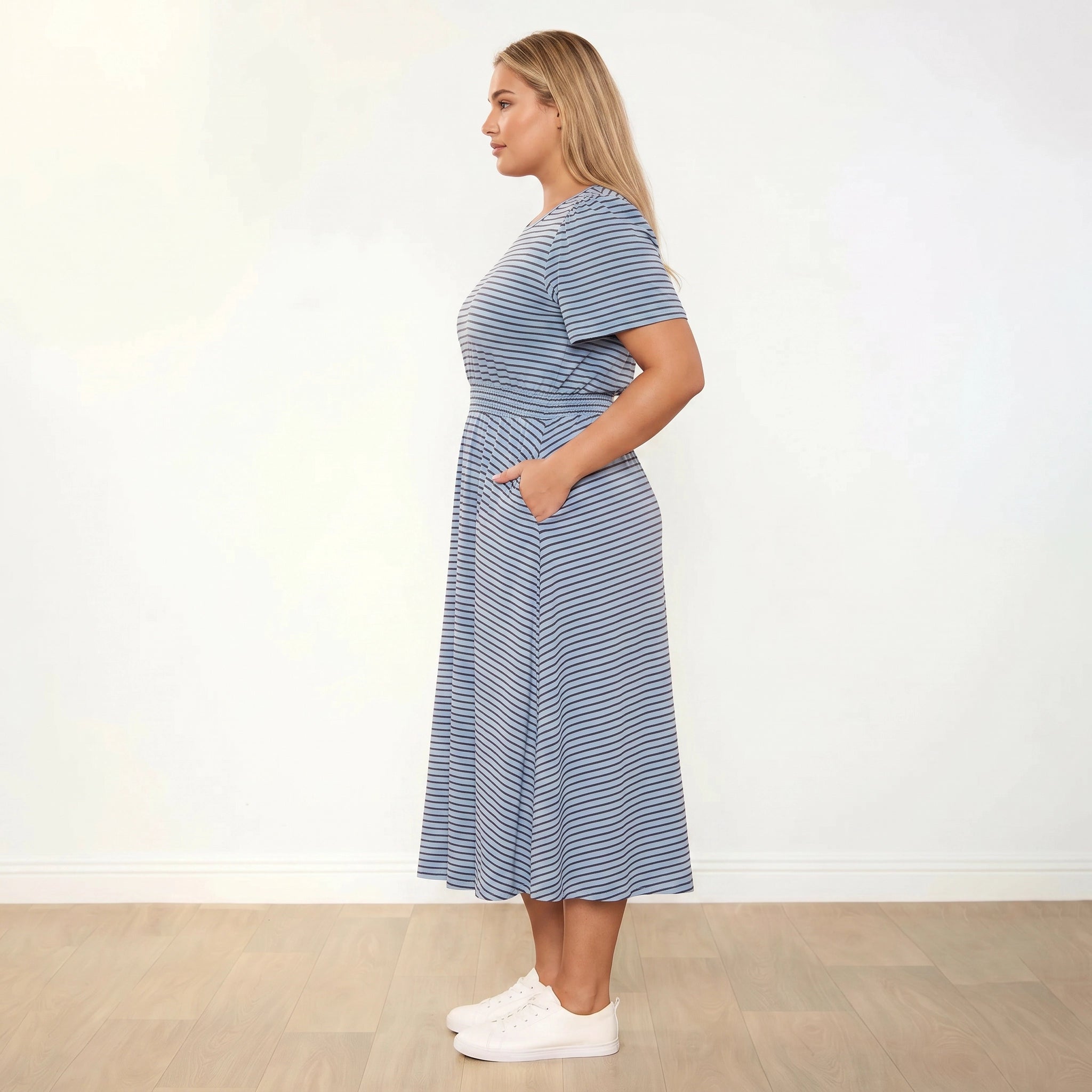 Eilish Dress (Blue/Brown) - Side profile - Plus Size