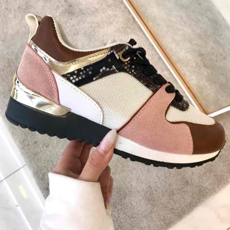 Sally Trainers (Gold)