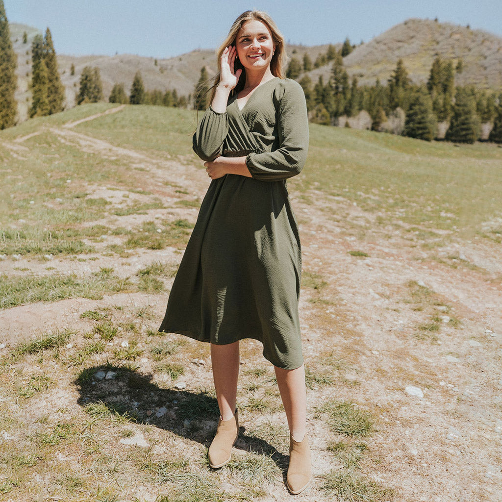Carrie Dress (Khaki)
