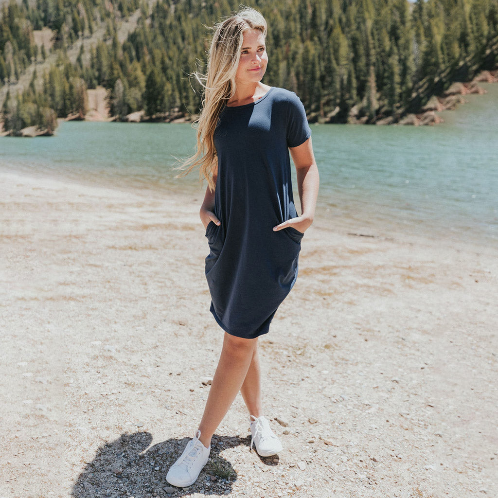 Kinsley T-Shirt Dress (Navy)