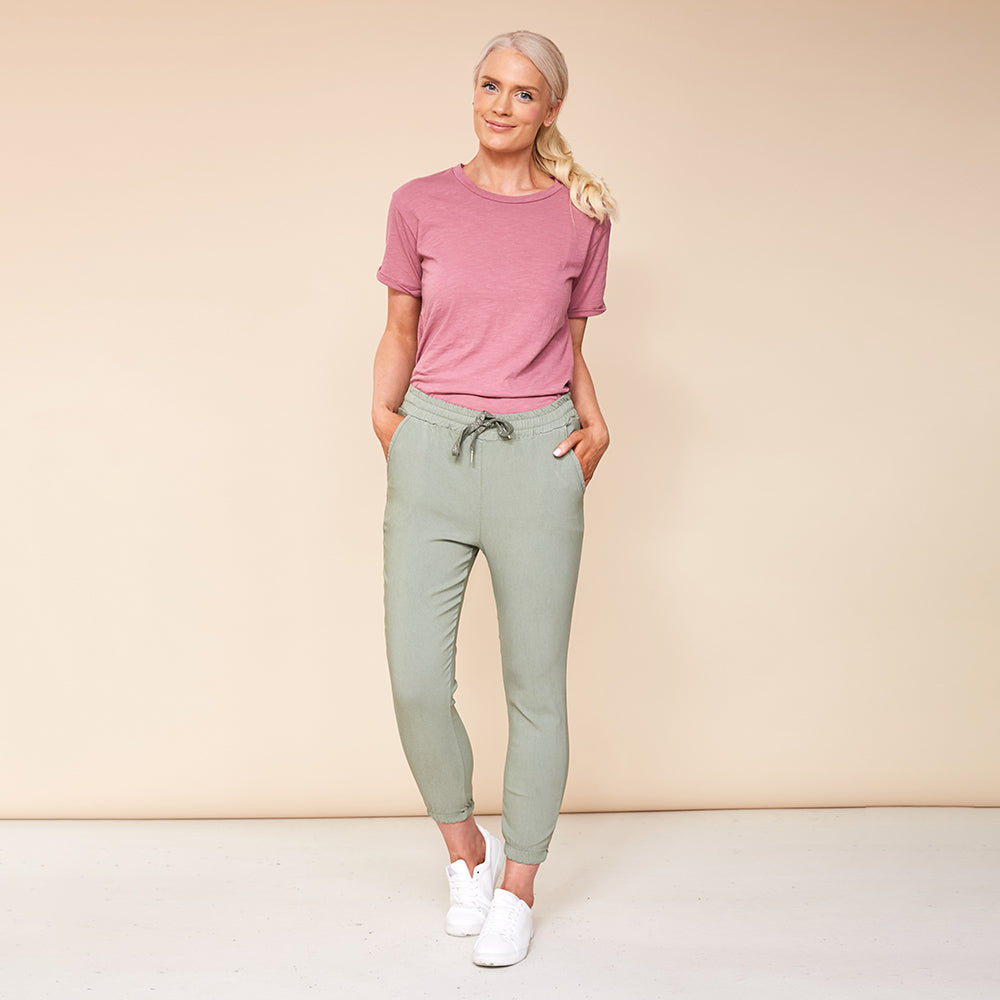 Lea Stretch Jogger (Khaki)