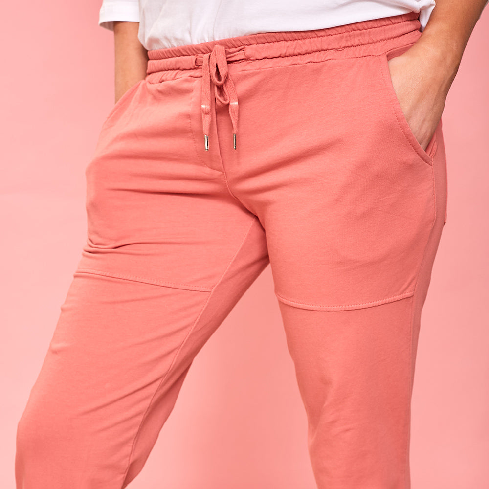 Brady Jogger (Poppy)