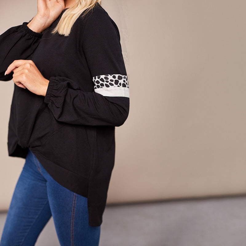 Joanne Leopard Knot Jumper Black