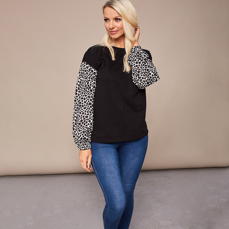 Gina Giraffe Print Top Black