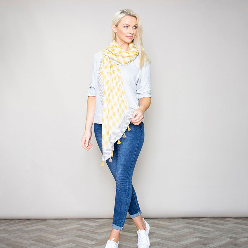 Pia Scarf Tassel (Yellow)