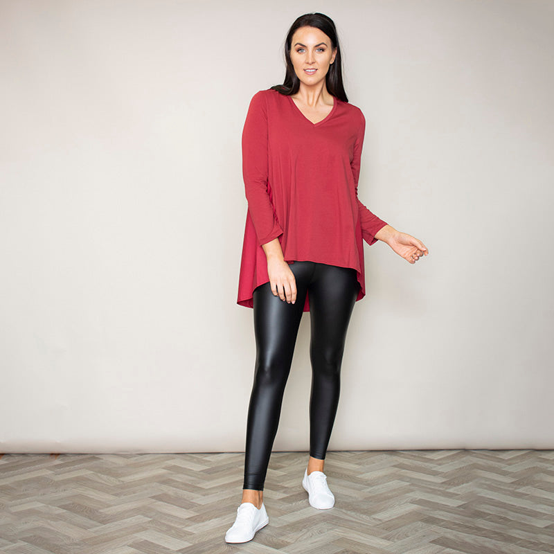 Amber Rounded Hem Top (Apple Red) - The Casual Company