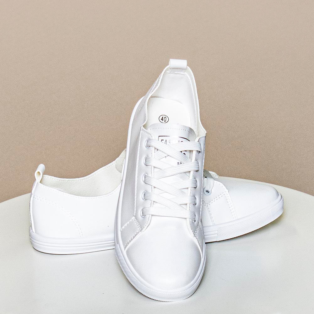 Sally Minimal Trainer (White)