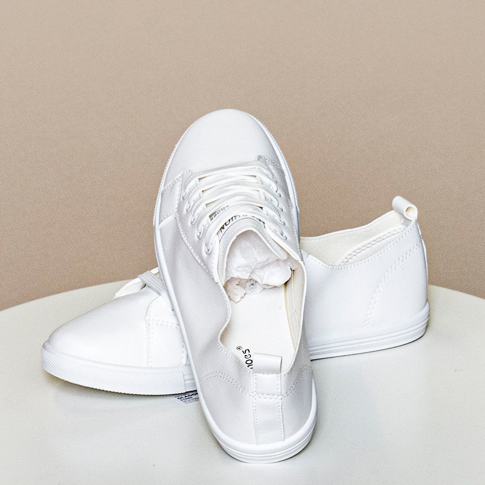 Sally Minimal Trainer (White)