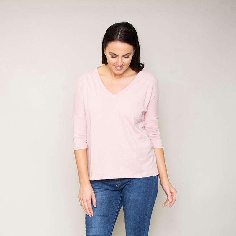 Perry Relaxed Fit V Neck Top (Blush)
