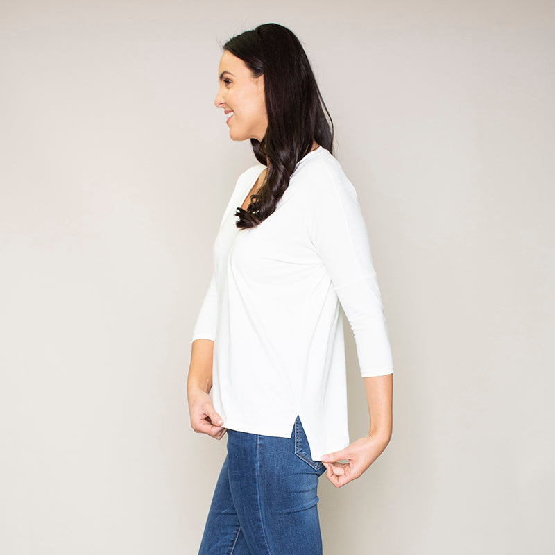 Perry Relaxed Fit V Neck (Vanilla)