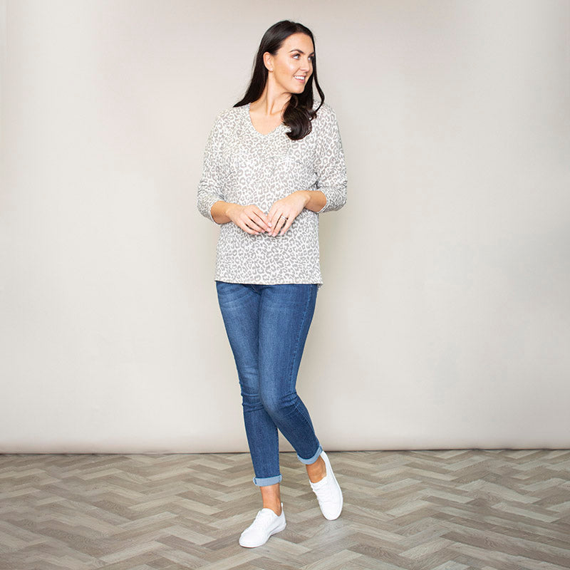Garner Leopard Top (French Grey)