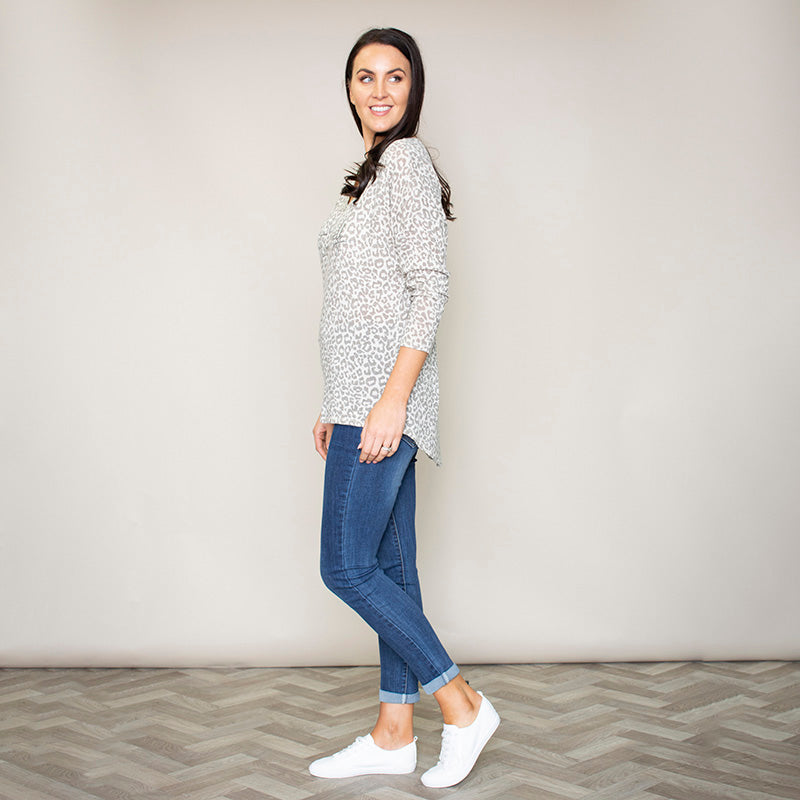 Garner Leopard Top (French Grey)