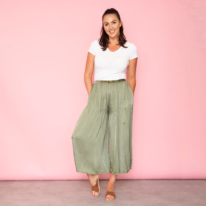 Aly Loose Elastic Waist Trousers Khaki - The Casual Company