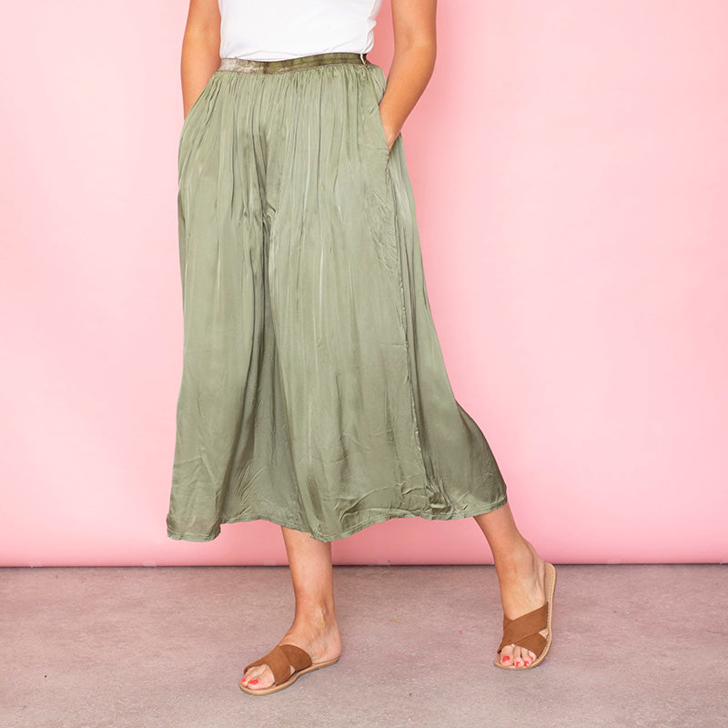 Aly Loose Elastic Waist Trousers Khaki - The Casual Company