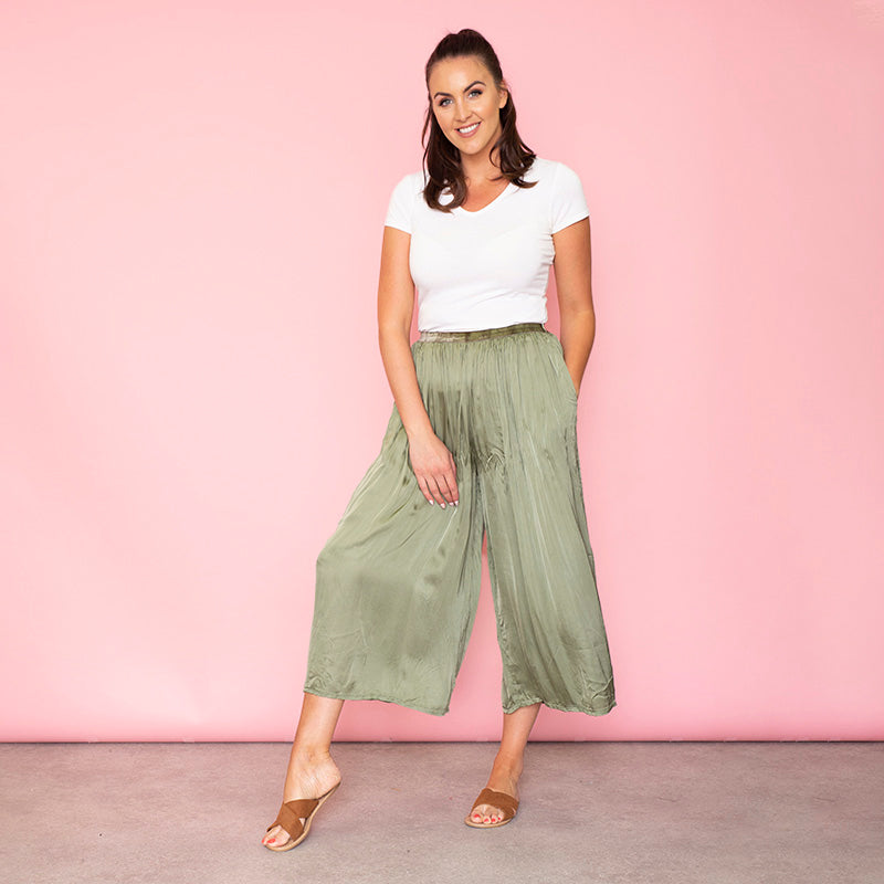 Aly Loose Elastic Waist Trousers Khaki - The Casual Company