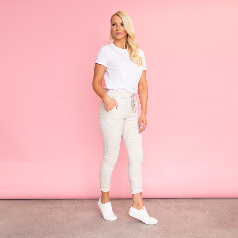 Sia Relaxed Stretch Jogger (Beige)