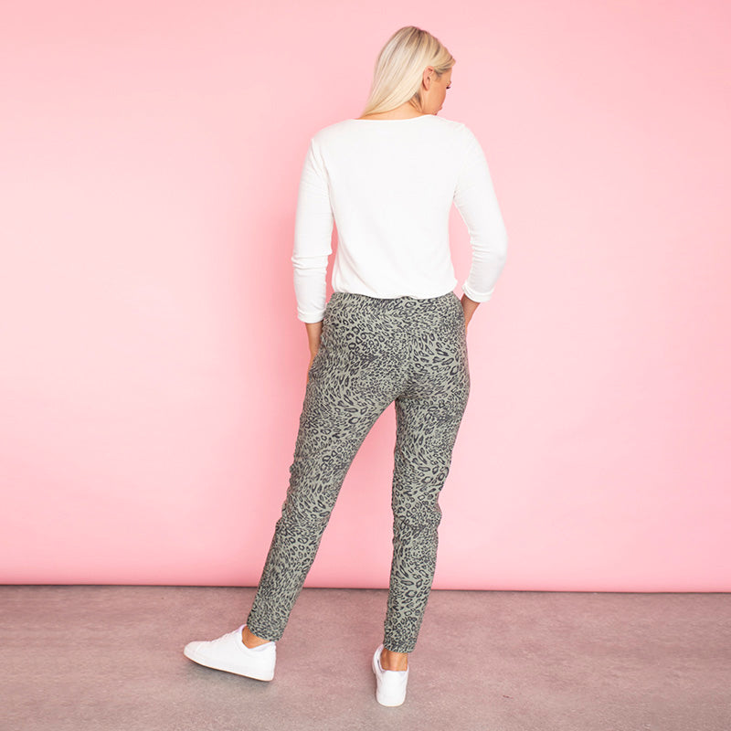 Taylor Leopard Jogger (Khaki)